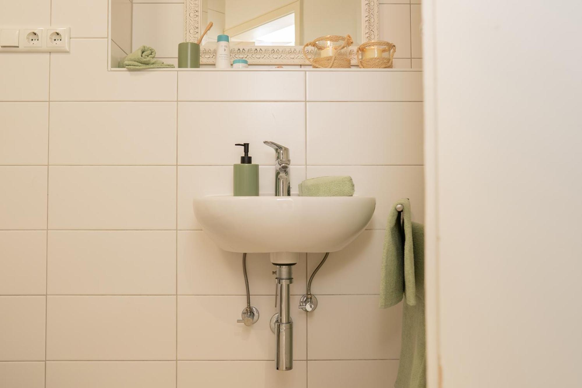 רידלינגן Einzigartiges Scandi Apartment - Innenstadt Mit Parkplatz, Balkon & Wlan - Perfekt Fuer Radfahrer מראה חיצוני תמונה
